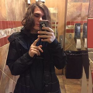 Meet your Posher, Evan